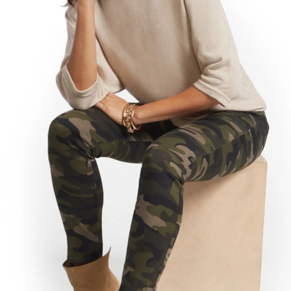 NY&C Camo Jeans Pull-On Style - Picture 2 of 8